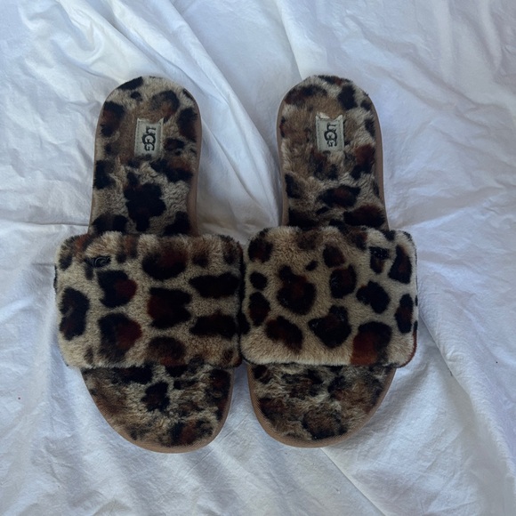 UGG Women's Animal Print Fuzzy Slippers - Picture 1 of 5